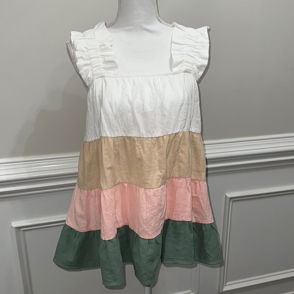 NWT ANDTHEWHY 💯 Cotton Ruffled Sleeveless Multicolored Tiered Top size M